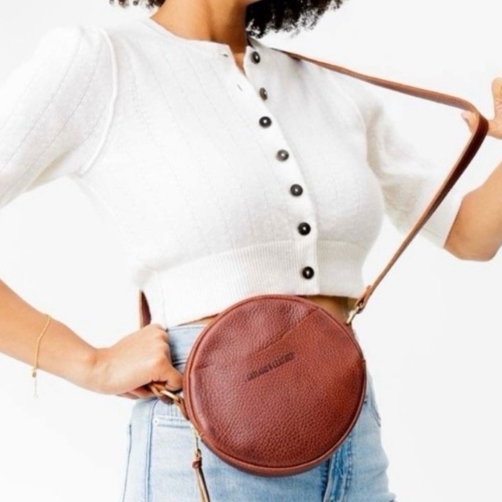 PORTLAND LEATHER The Almost Perfect Circle Crossbody Bag Adjustable Strap Nutmeg